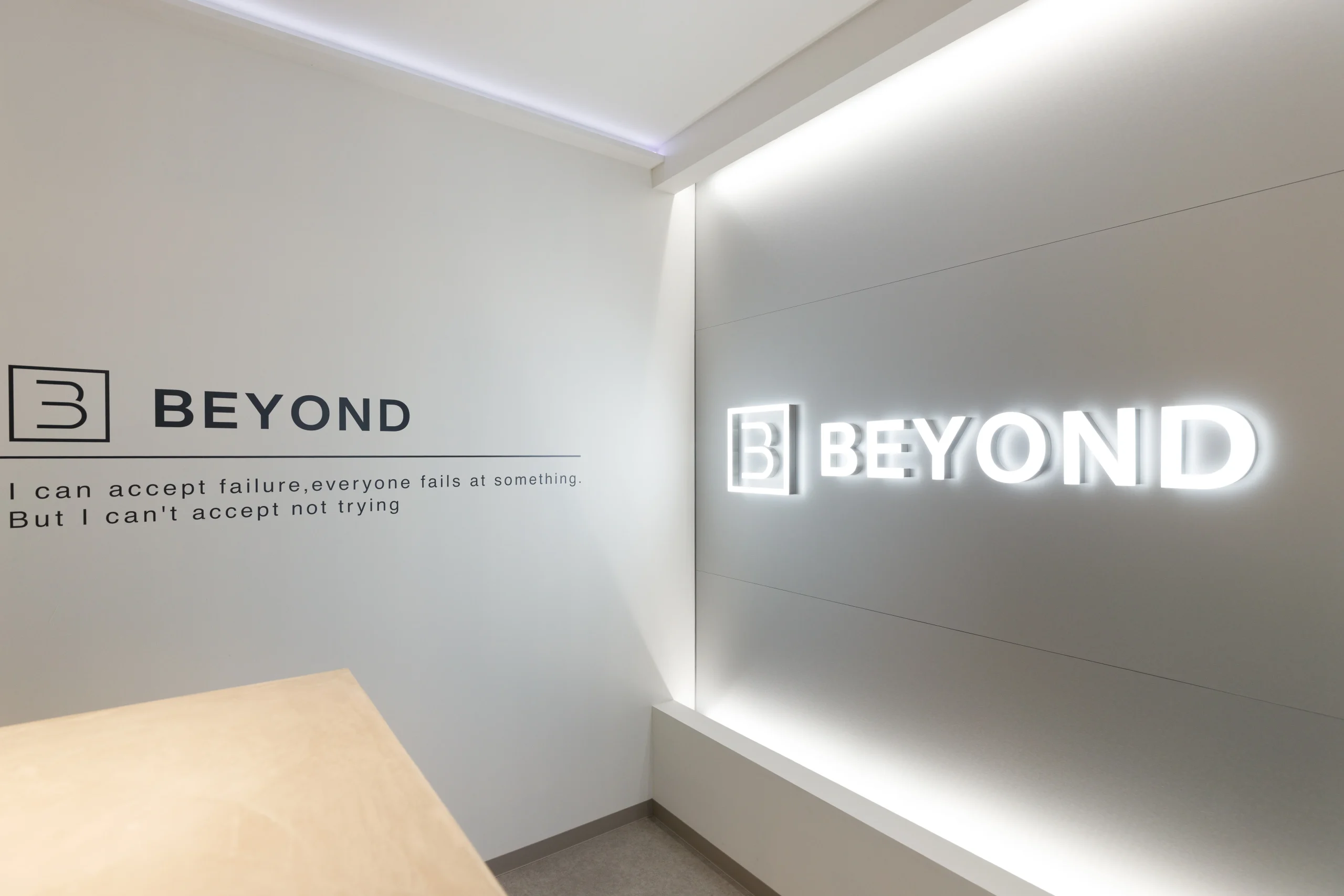BEYOND国分寺店内装